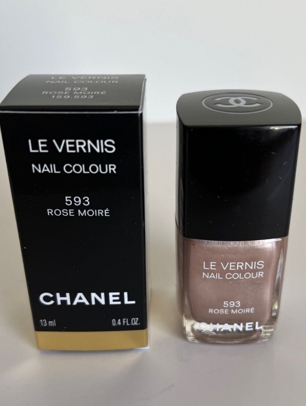 Chanel Le Vernis 593 Rose Moire (Discontinued And Rare)